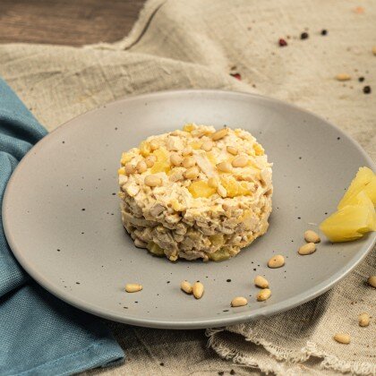 С курицей и ананасами