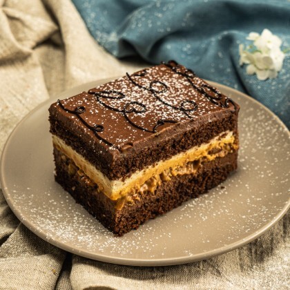 Торт Сникерс