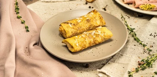 Блины с ветчиной и сыром
