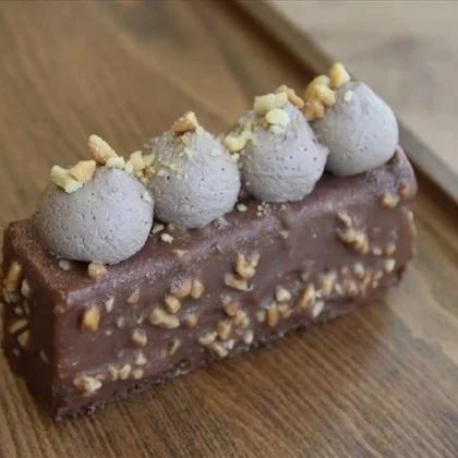 Пирожное Сникерс