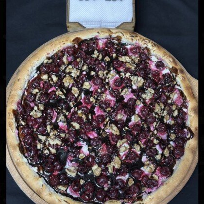 Вишня в шоколаде 33 см