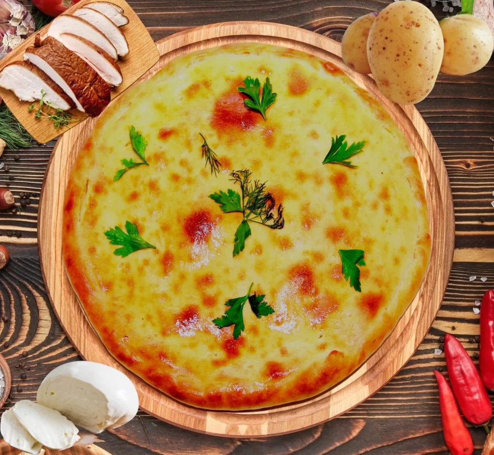 Пирог с картофелем, курицей и сыром