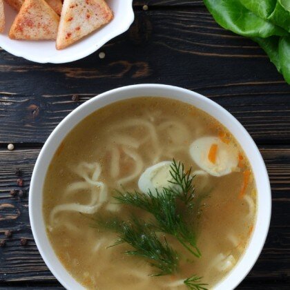 Суп лапша с курицей