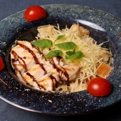 Цезарь с курицей