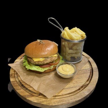 Бургер с говяжьей котлетой