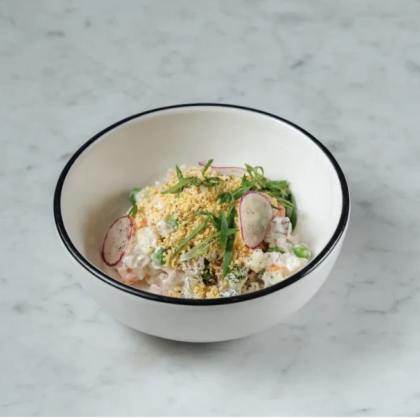 Оливье с копчёным куриным бедром