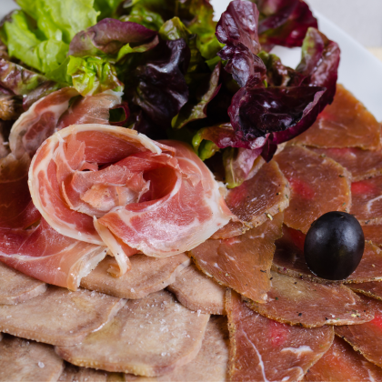 16. Мясное ассорти