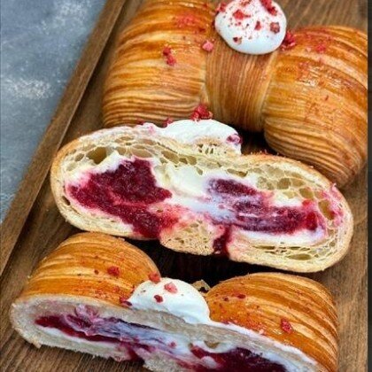 Бантик с малиной