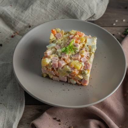 Оливье с ветчиной