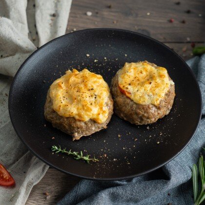 Мясные гнезда с сыром