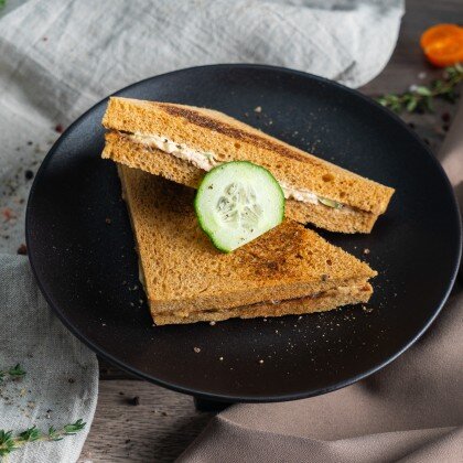 Сэндвич с тунцом