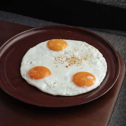Глазунья из трёх яиц