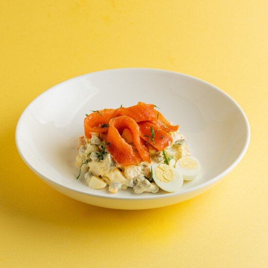 Оливье с лососем