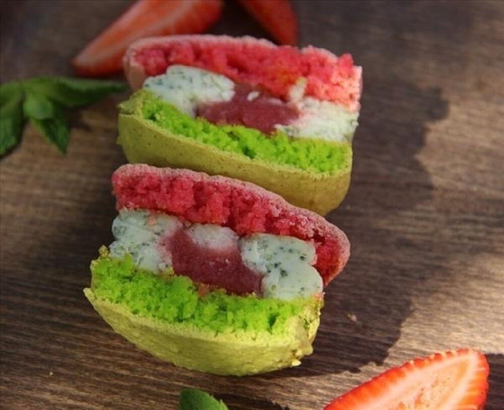 Макарон Клубничный мохито