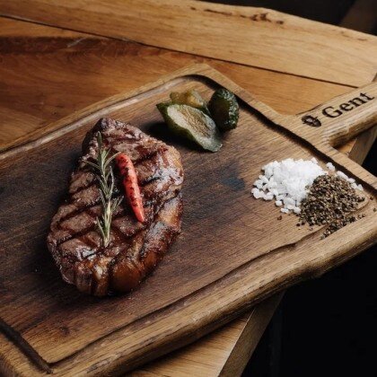 Стейк Нью-Йорк сухого вызревания