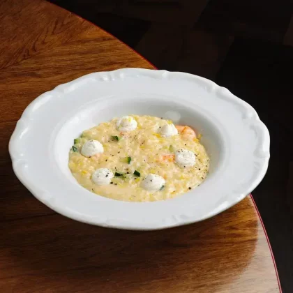 Орзо с креветками, цукини и лимонной рикоттой