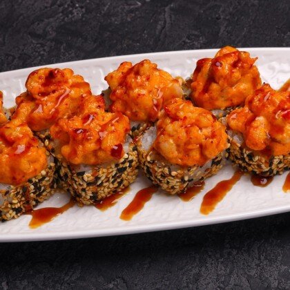 Запеченный ролл с креветкой