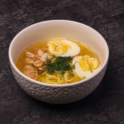 Куриный суп с лапшой