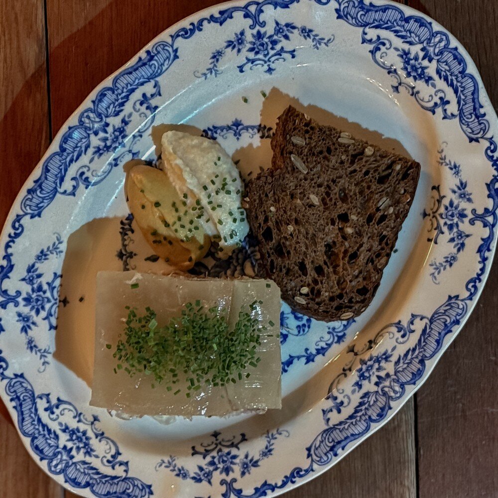 Холодец с хреном и горчицей