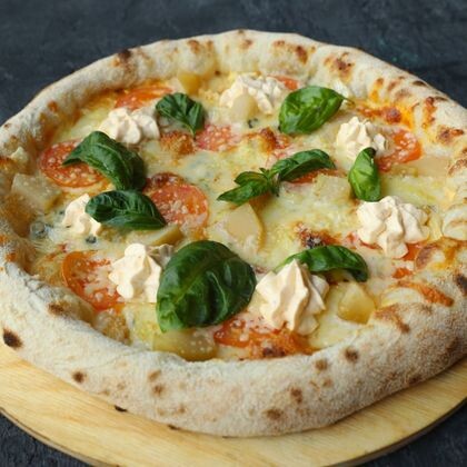 Мегасырная пицца