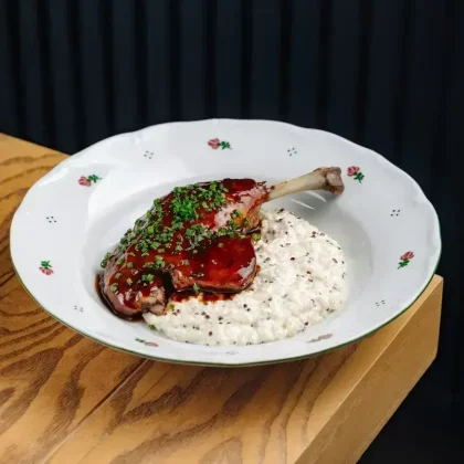 Утиная ножка с киноа