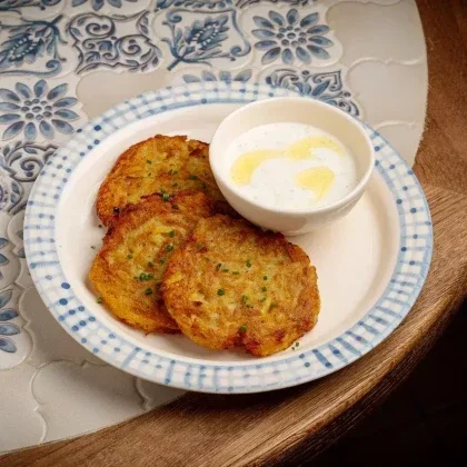 Драники картофельные с соусом ранч