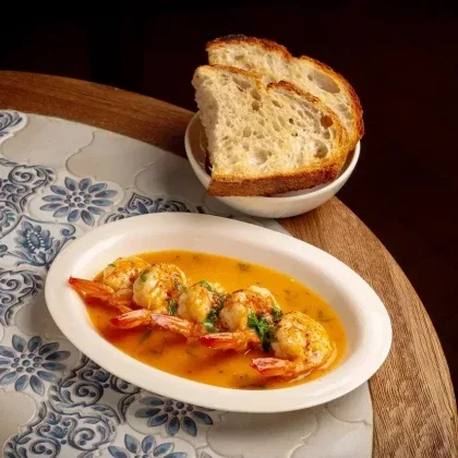 Чесночные креветки, тартин