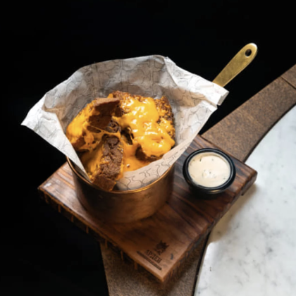 Гренки с чеддером и чесноком