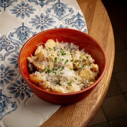 Цветная капуста, перечный соус, трюфель