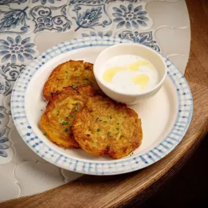 Драники картофельные с соусом ранч