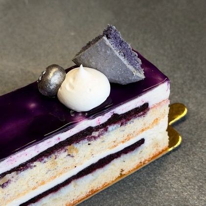 Пирожное Черника-лаванда