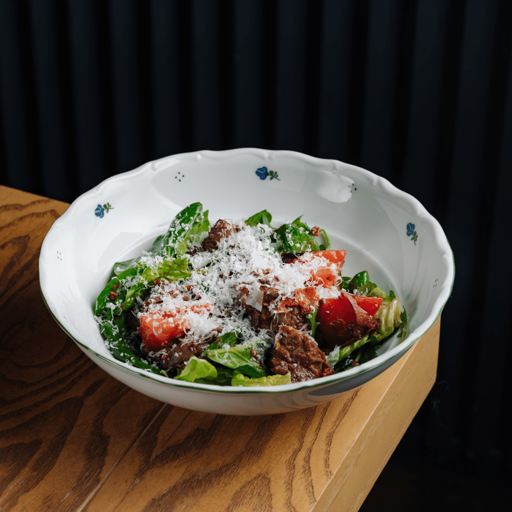 Теплый салат с куриной печенью