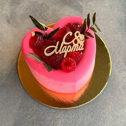 Муссовый мини-тортик Сердце (клубника)