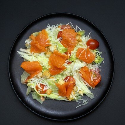 Цезарь с лососем