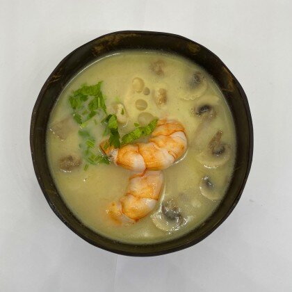 Том кха с курицей и креветкой