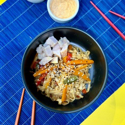 Вок с курицей