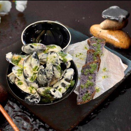 Мидии в с соусе блю чиз