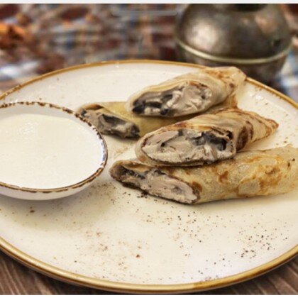 Блины с курицей и грибами 2 шт