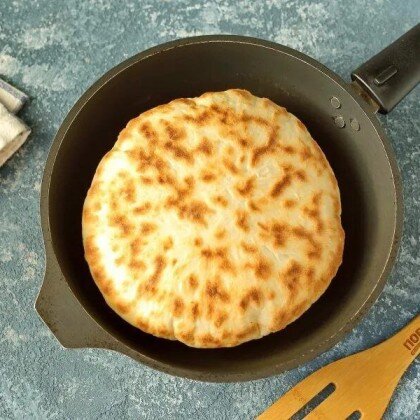 Хачапури с сыром на сковороде