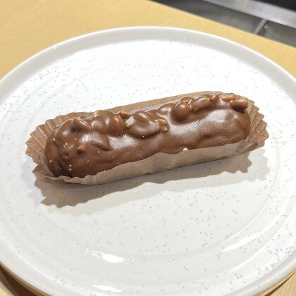 Эклер Сникерс