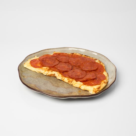 Омлет с пепперони