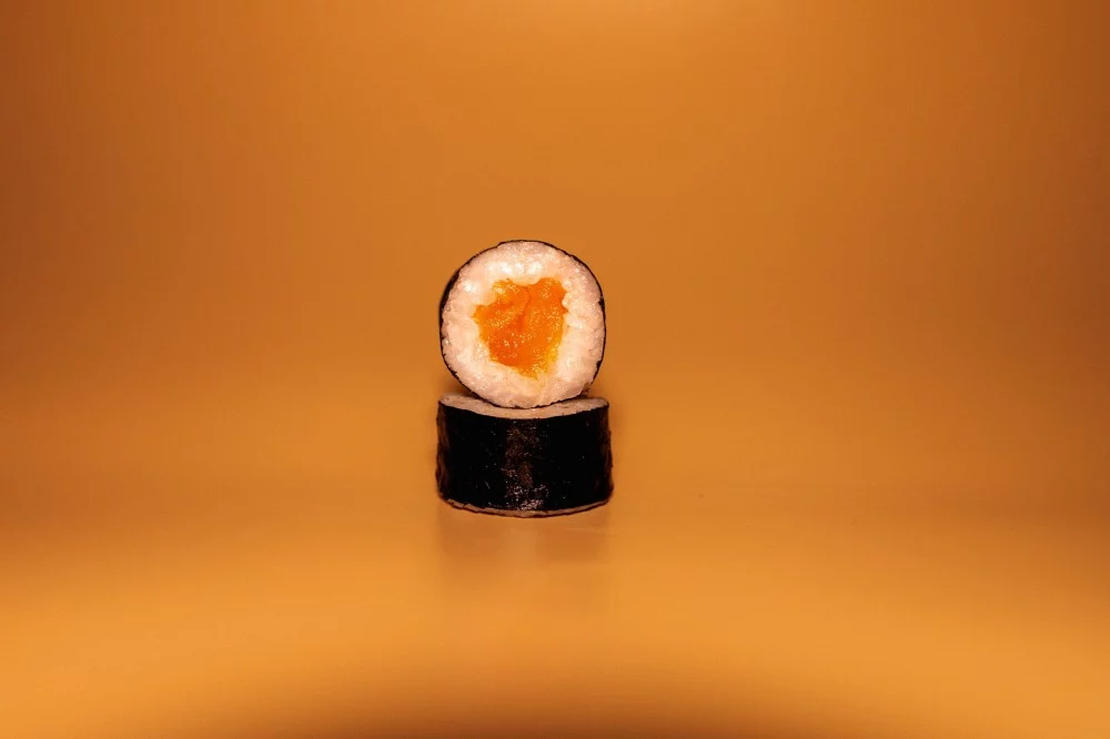 Маки лосось х/к