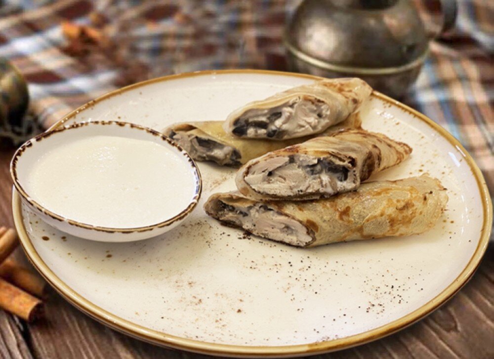 Блины с курицей и грибами 2 шт