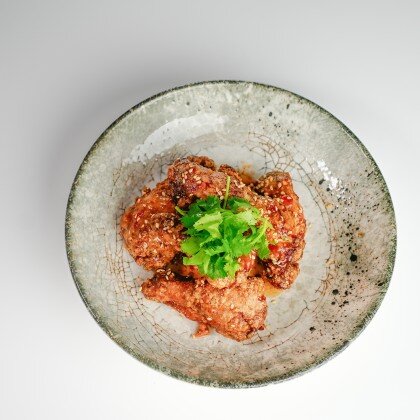 Куриные крылышки в соусе сладкий чили