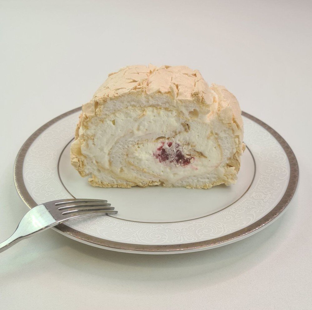 Меренговый рулет