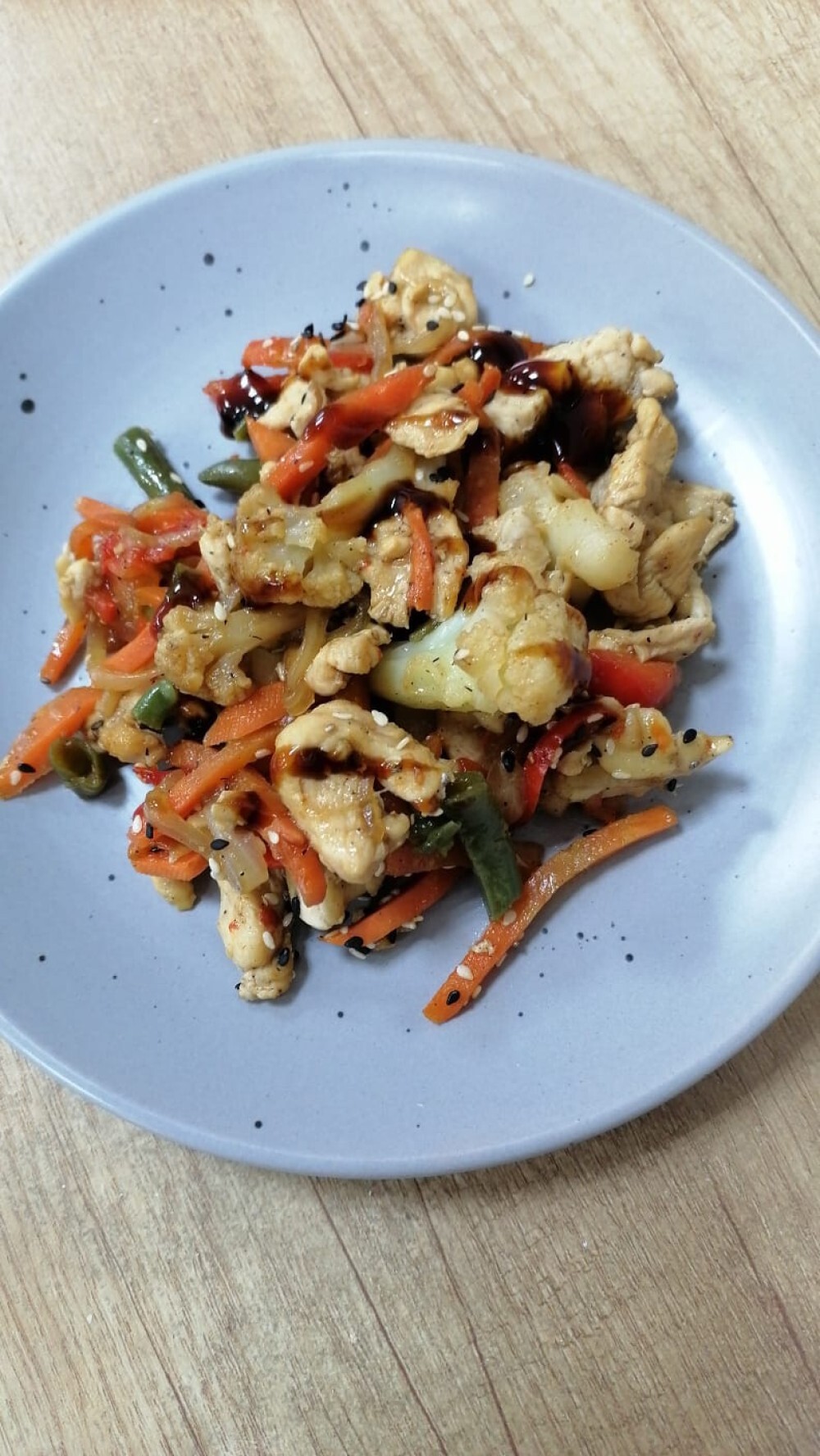 Курица с овощами под соусом Терияки