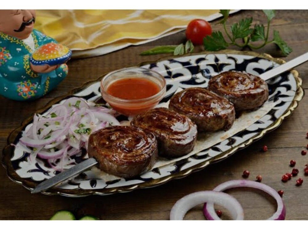 Рулет из говяжьей вырезки с курдюком