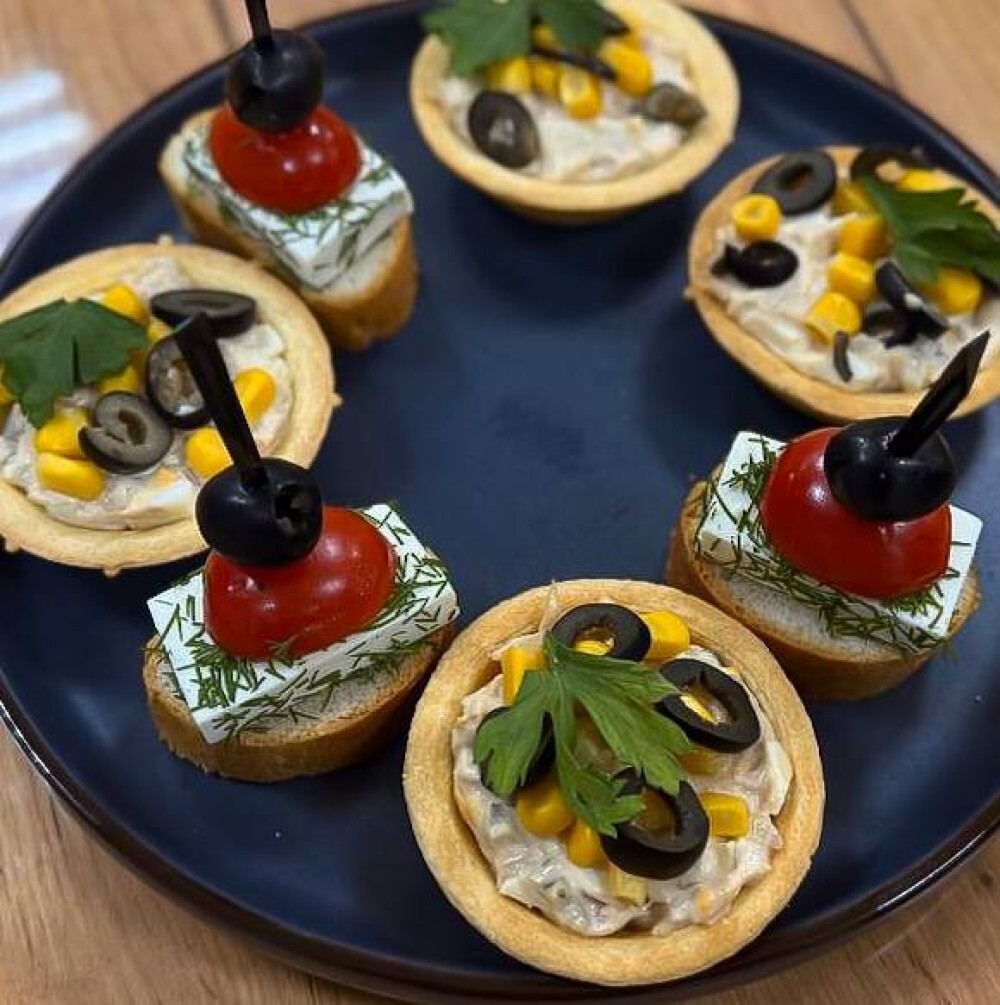 Тарталетка с тунцом