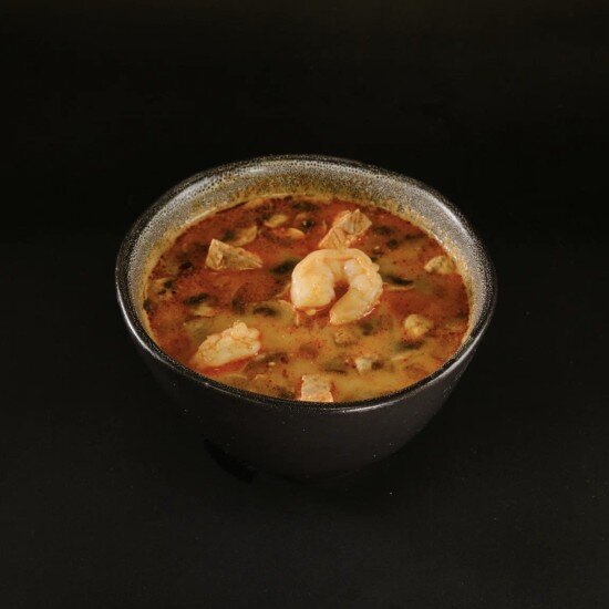 Том Ям с Лососем и Креветкой