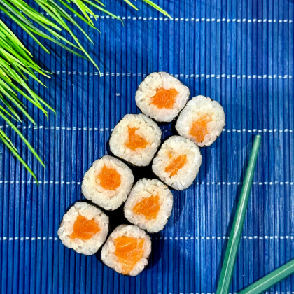 Ролл с лососем